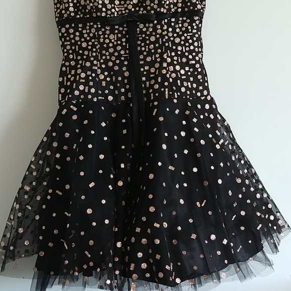 Betsy & Adam by Linda Bernell party ,wedding dress - Picture 4 of 8